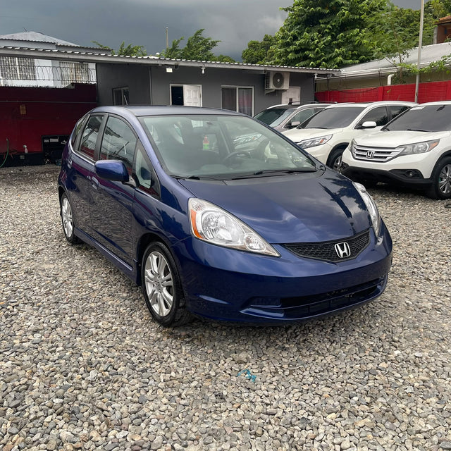 Honda Fit 2011 1.5 mecánico, recién ingresado