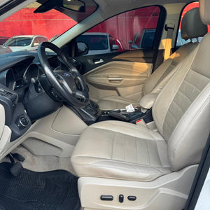 Ford Escape 2014  Titanium, recién ingresada