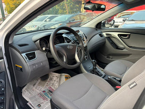 Hyundai Elantra 2015