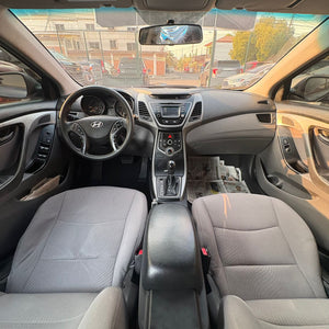Hyundai Elantra 2015