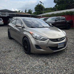 Hyundai Elantra 2013