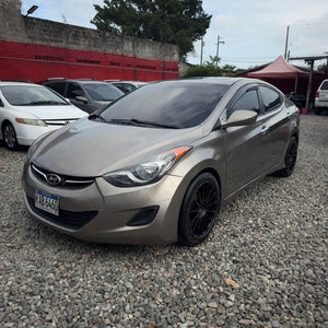 Hyundai Elantra 2013