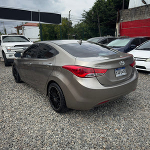 Hyundai Elantra 2013