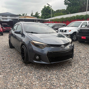 Toyota Corolla 2015