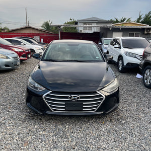 Hyundai Elantra 2017 recién ingresado
