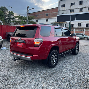 Toyota Runner 2020 4x4 TRD, recién ingresada