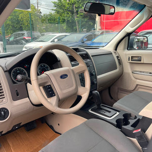 Ford Escape 2010 2.5 bolsas buenas, recién ingresada