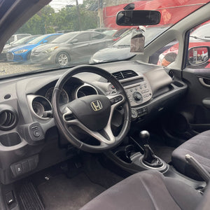 Honda Fit 2011 1.5 mecánico, recién ingresado