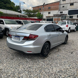 Honda Civic 2013 1.8
